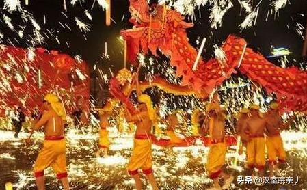 元宵节有什么风俗 传统（元宵节有什么风俗 传统传说）