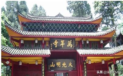 峨眉山自驾二日游最佳攻略（峨眉山自驾两日游攻略）